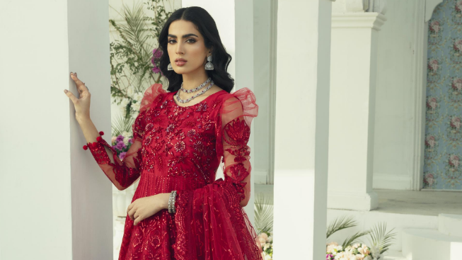 Bridal Maxi Red Banner
