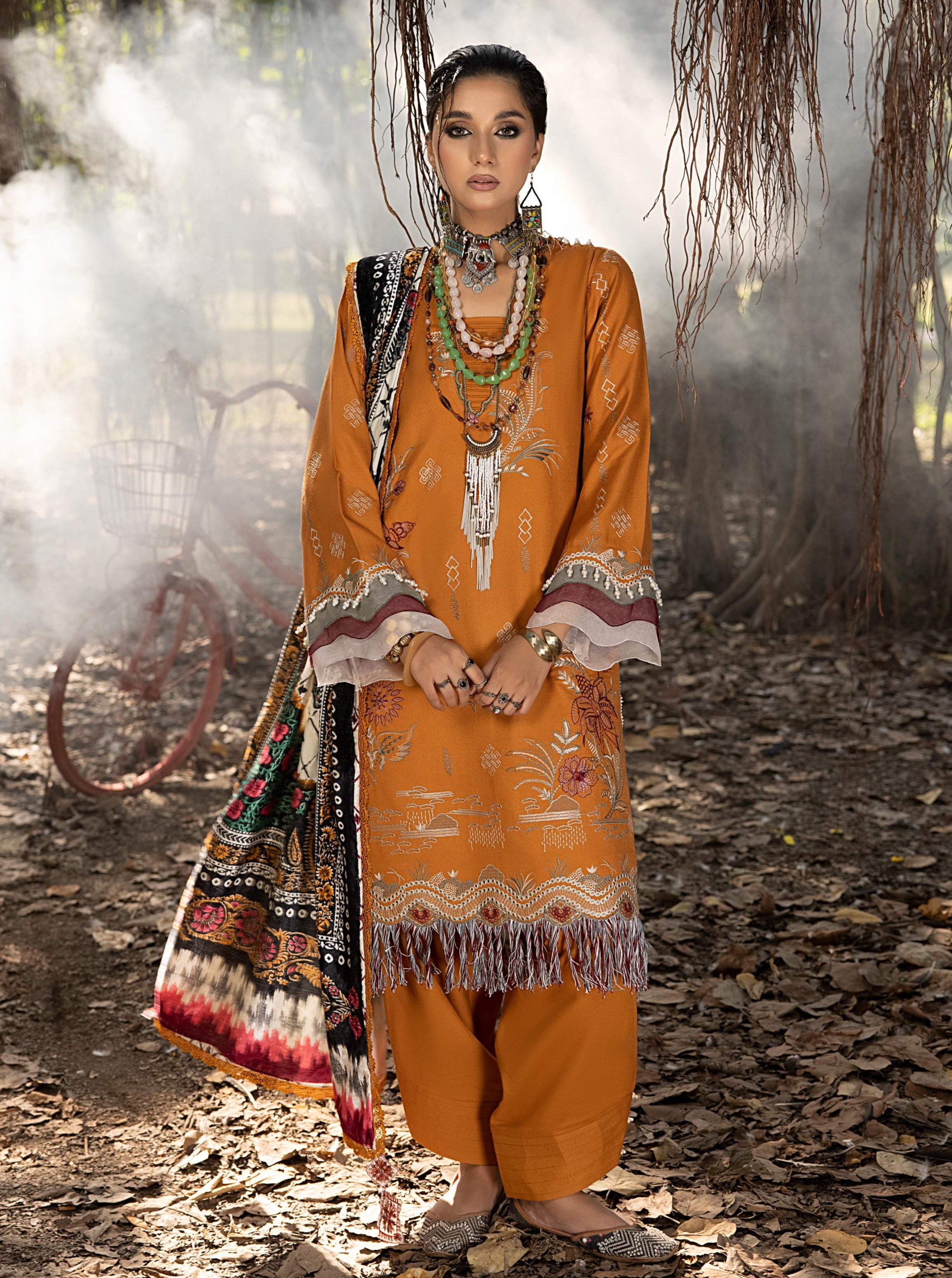 MIRK PALACH SHAWL COLLECTION - MK - 09