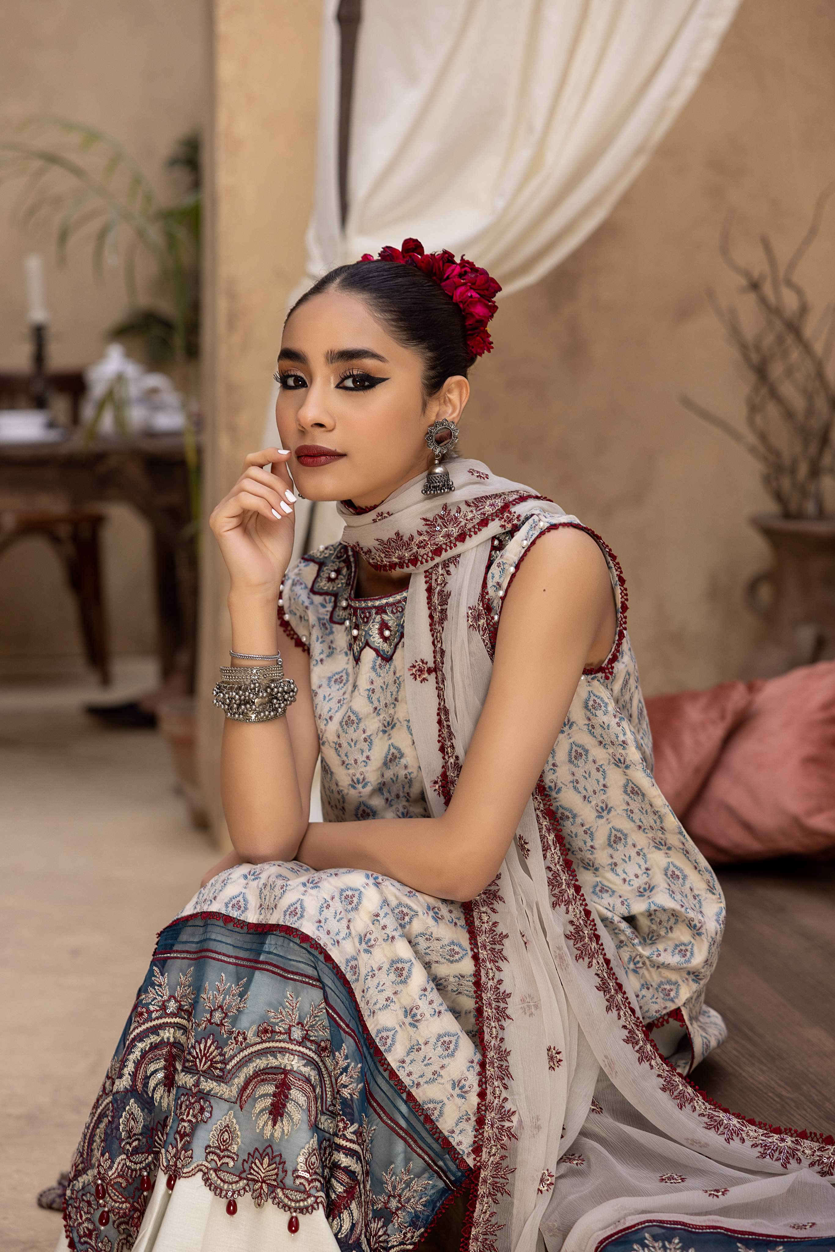 Ishq - Embroidered Jacquard - IS - 08