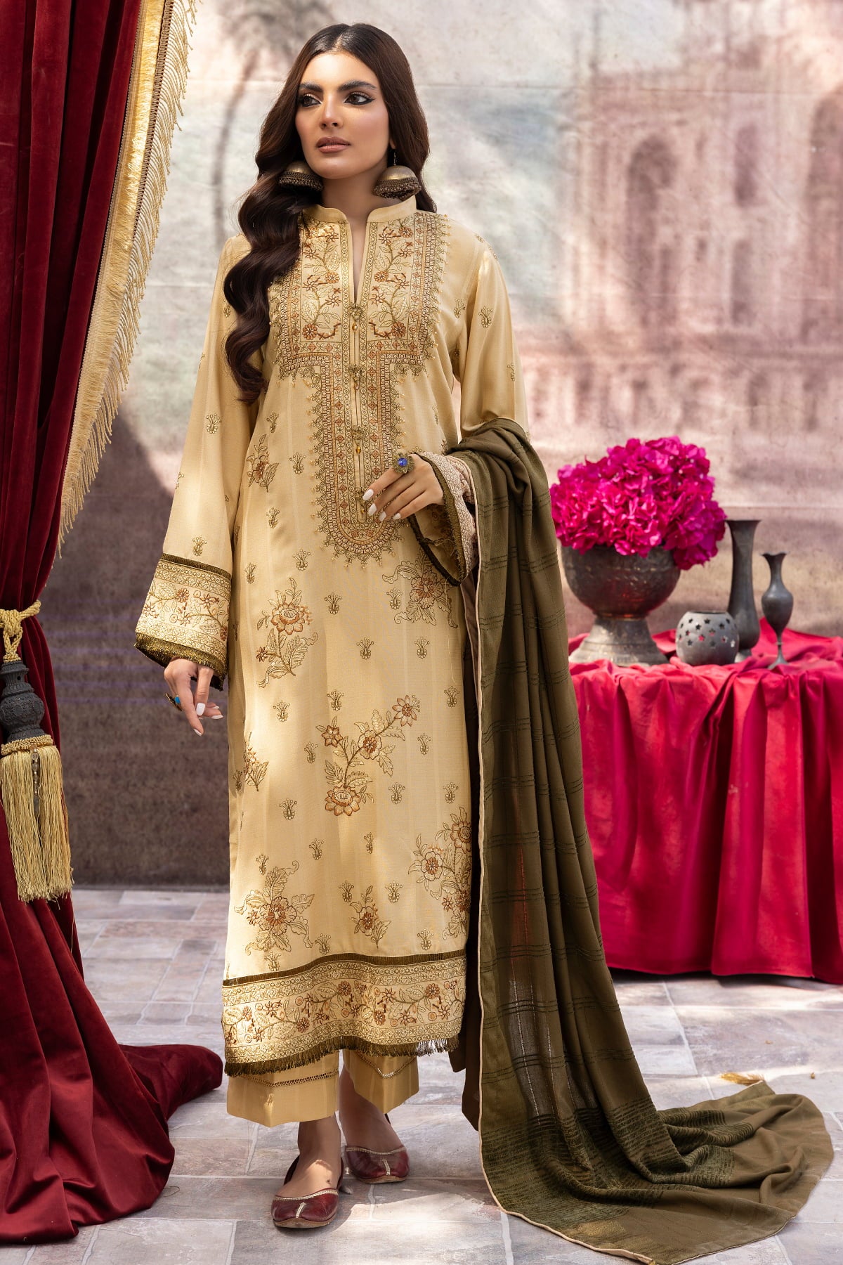 Dhanak DH-22 : Unstitched Luxury Embroidered Dhanak 3PC