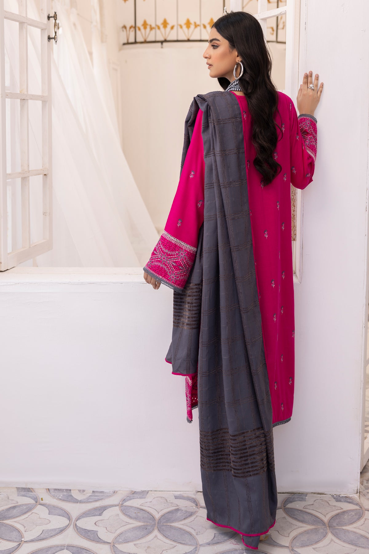 Saffron SA-01 : Unstitched Embroidered Dhanak 3PC