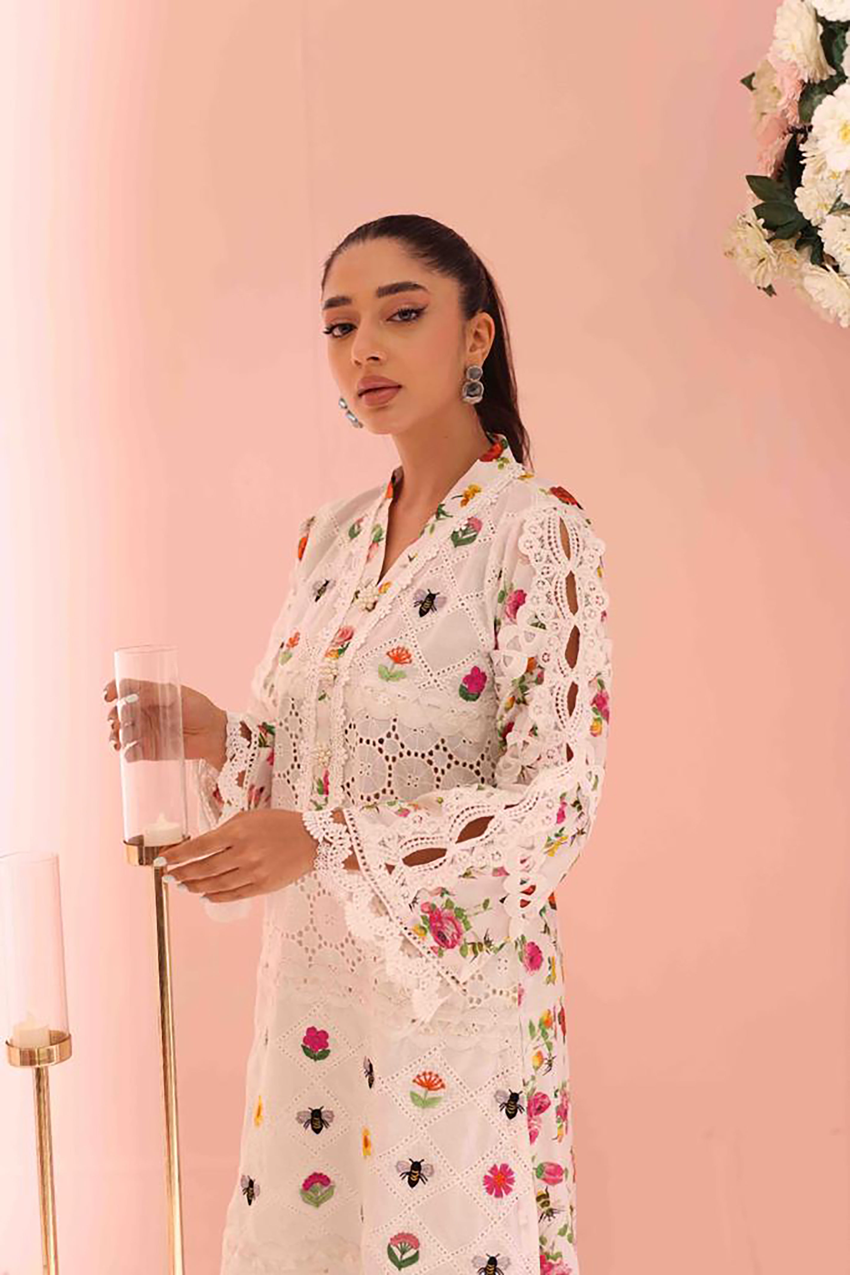 HONEY BEE| INAAYA