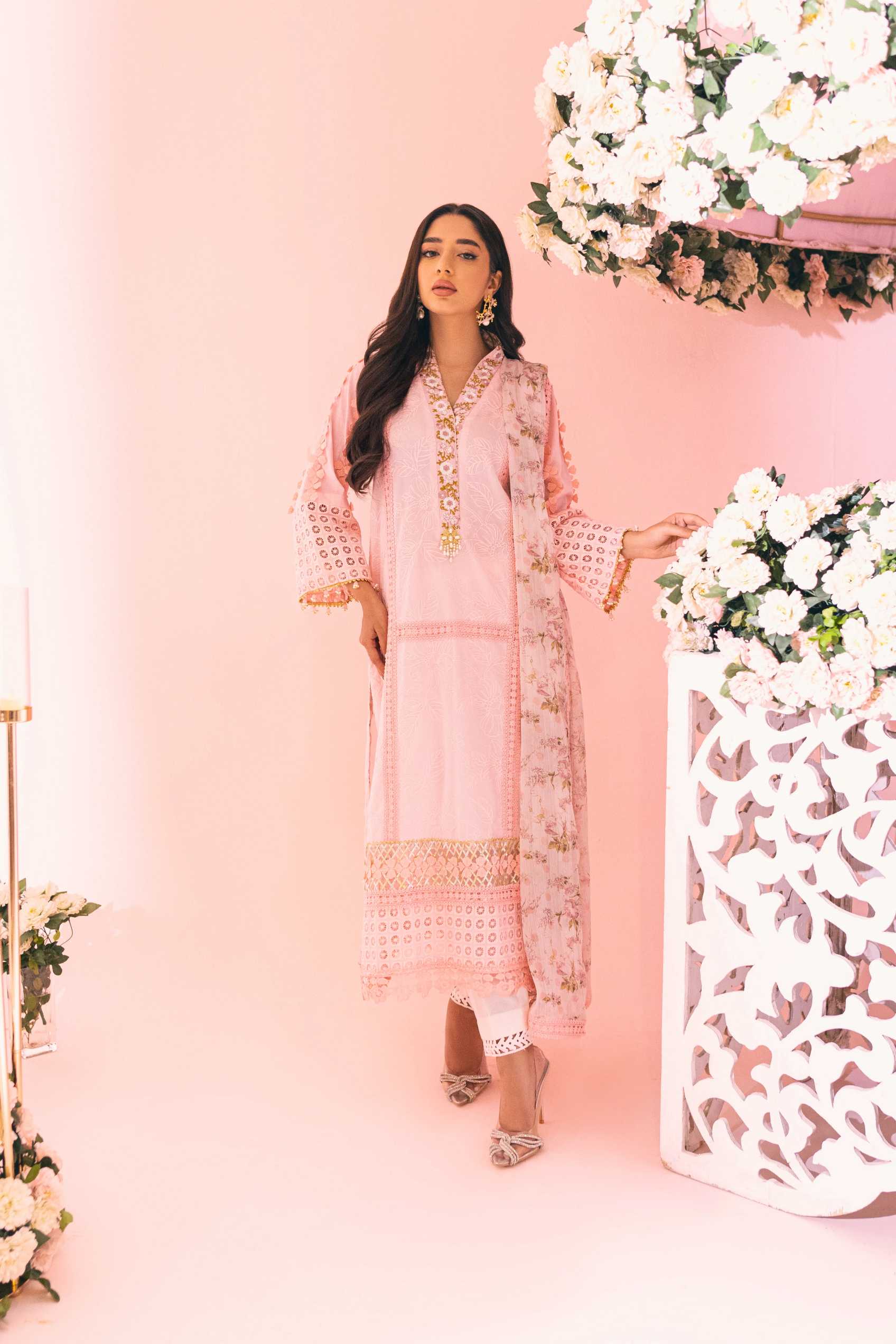 PINK GARDEN | INAAYA