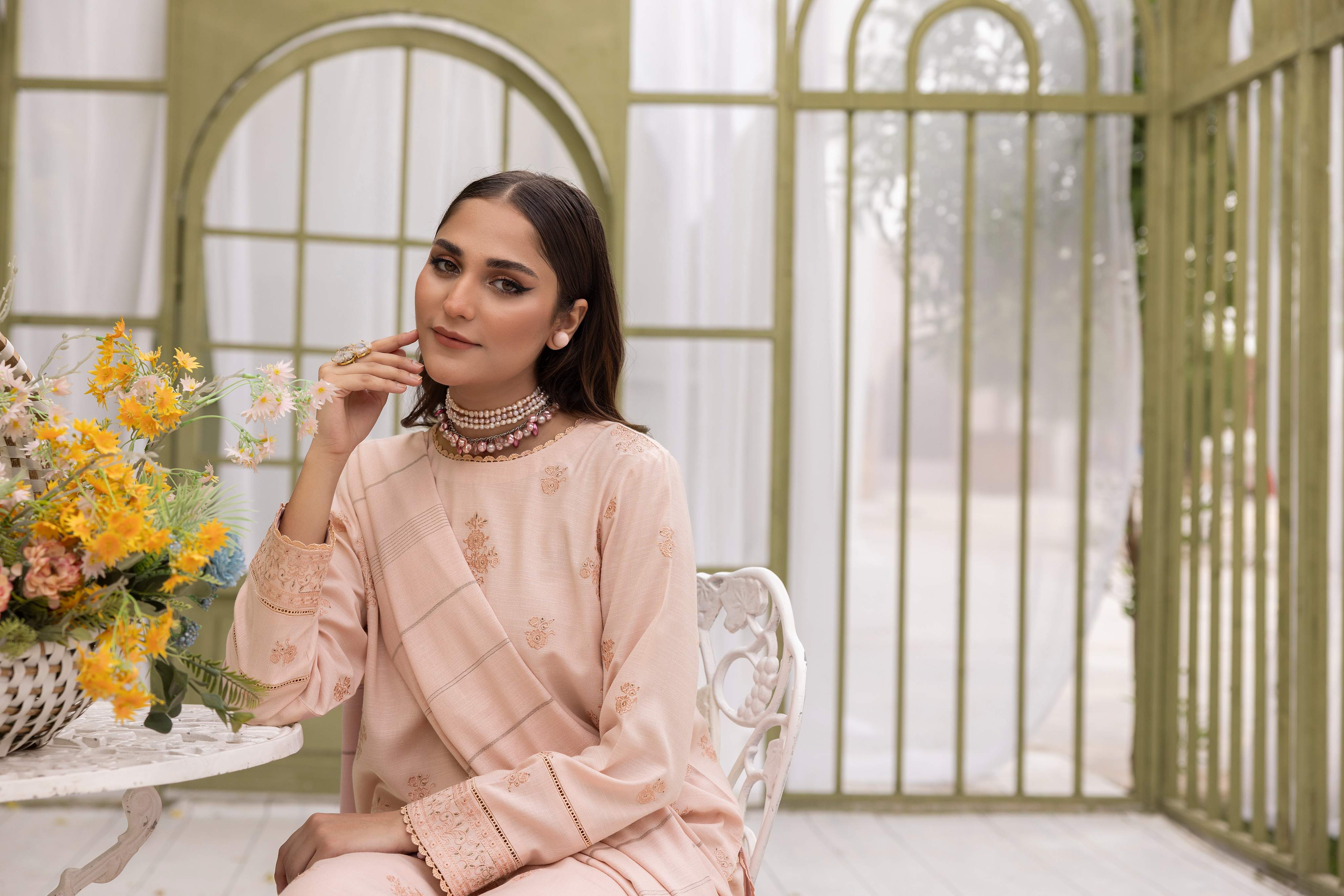 Diyar-E-Dil DL-18 : Unstitched Embroidered Dhanak 3PC