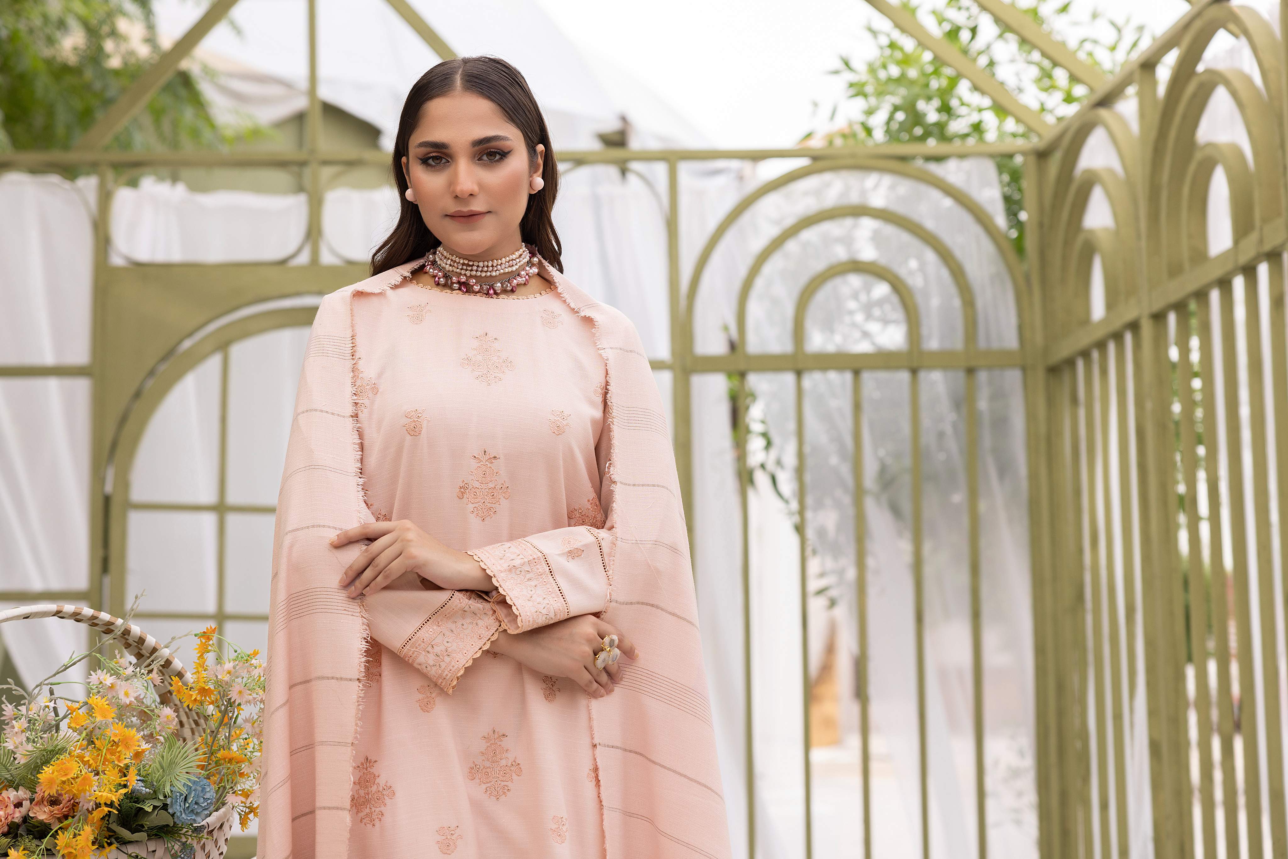 Diyar-E-Dil DL-18 : Unstitched Embroidered Dhanak 3PC