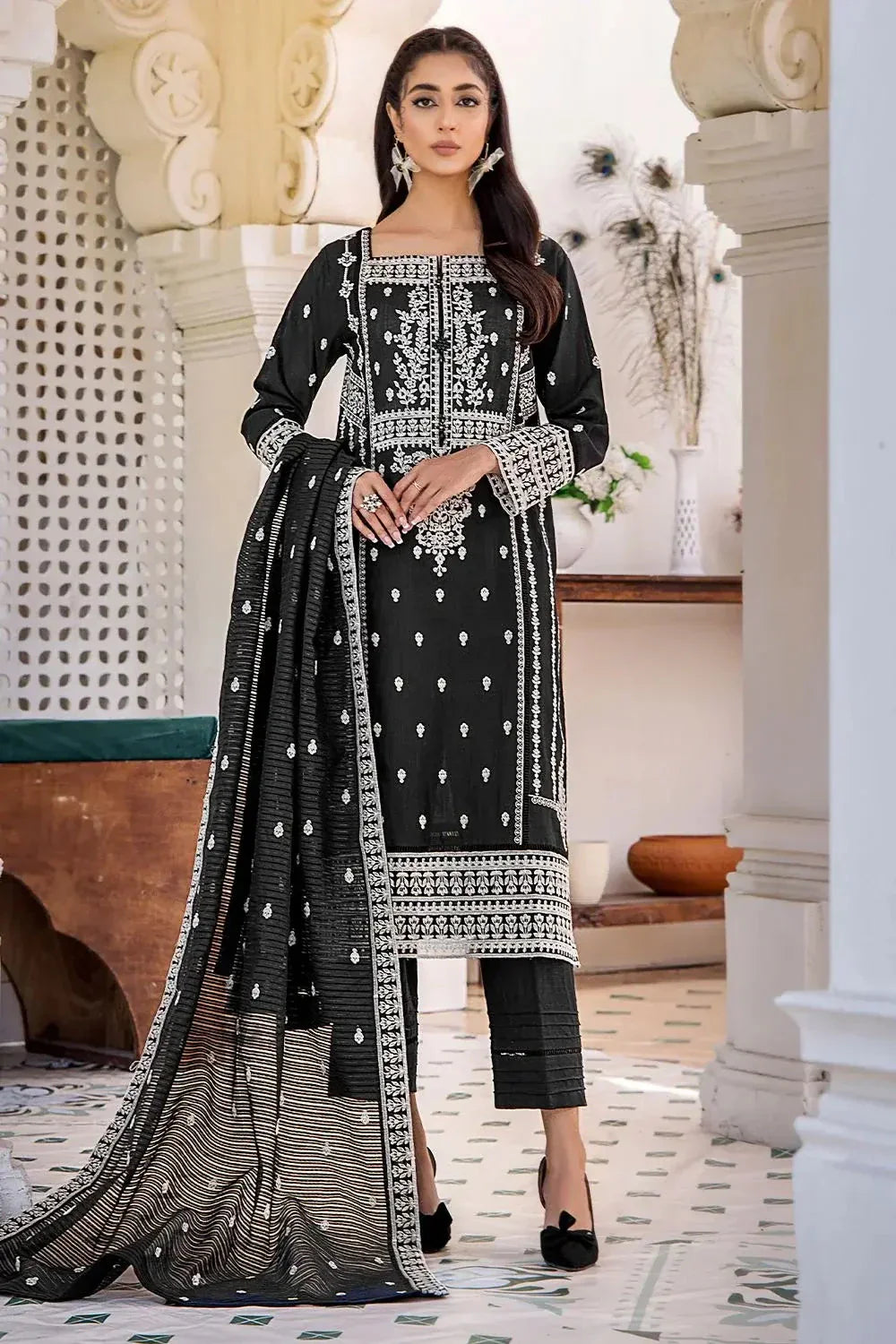 3 Pcs Unstitched Emb Khaddar Suit KKE-1614 KHAS STORES