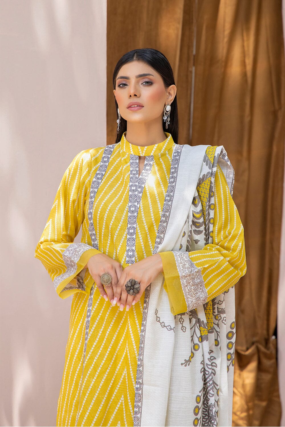 3 Pcs Unstitched Khaddar SUIT KKH-2207 KHAS STORES
