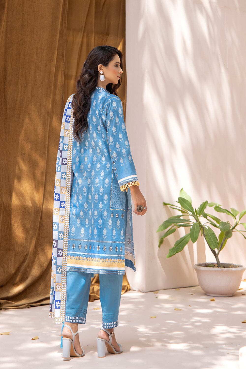 3 Pcs unstitched Khaddar SUIT KKH-2208 KHAS STORES