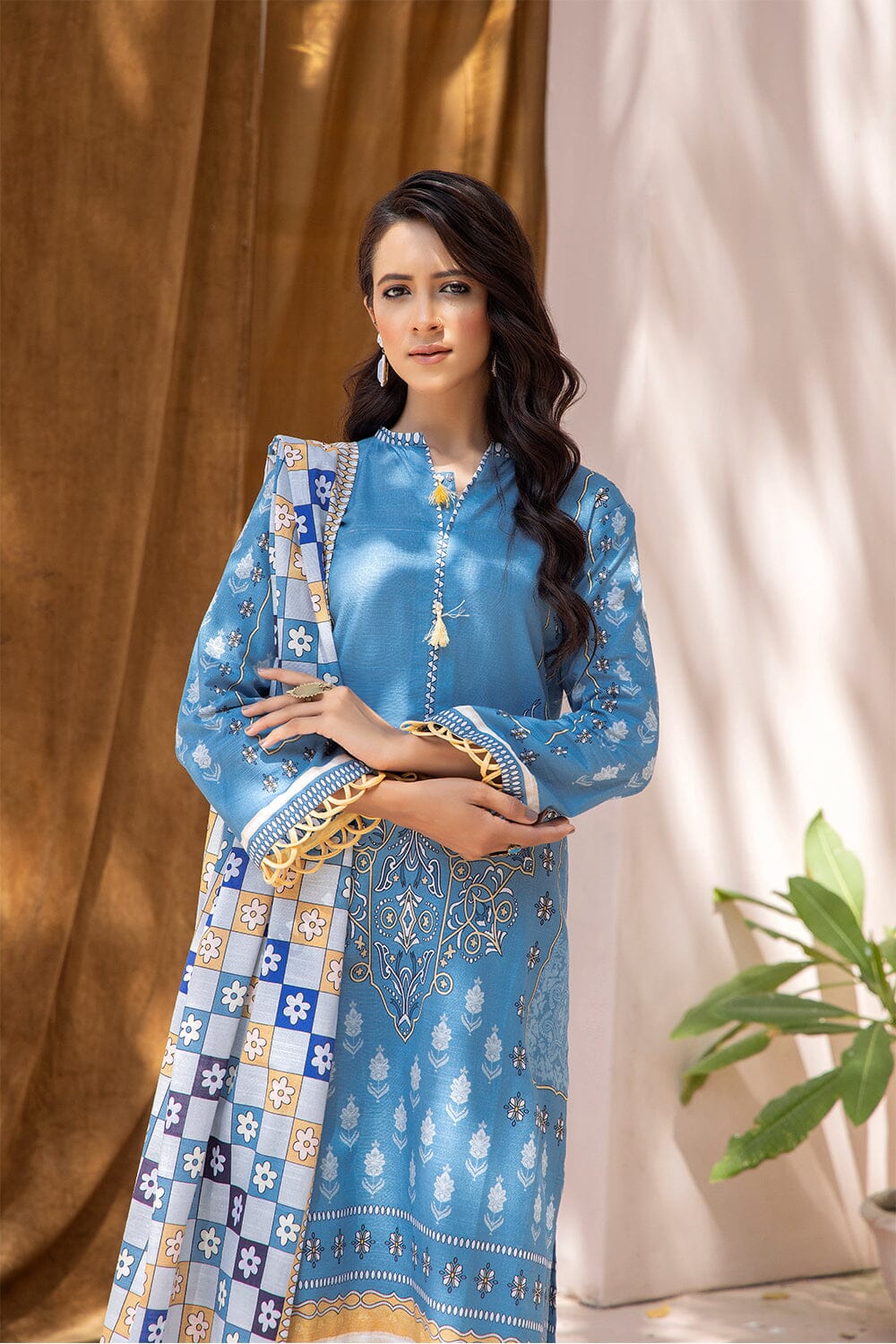 3 Pcs unstitched Khaddar SUIT KKH-2208 KHAS STORES