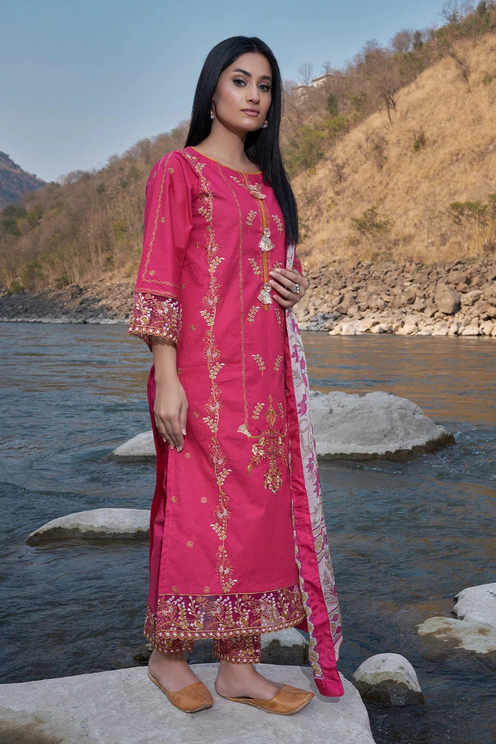 3PC Embroidered Unstitched Lawn Suit KCE-3168 Embroidered KHAS STORES