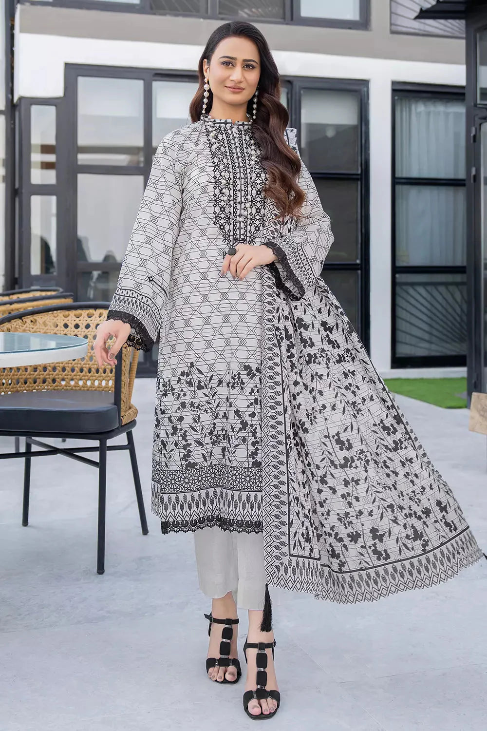 3PC Embroidered Unstitched Lawn Suit KL-2732 Embroidered KHAS STORES