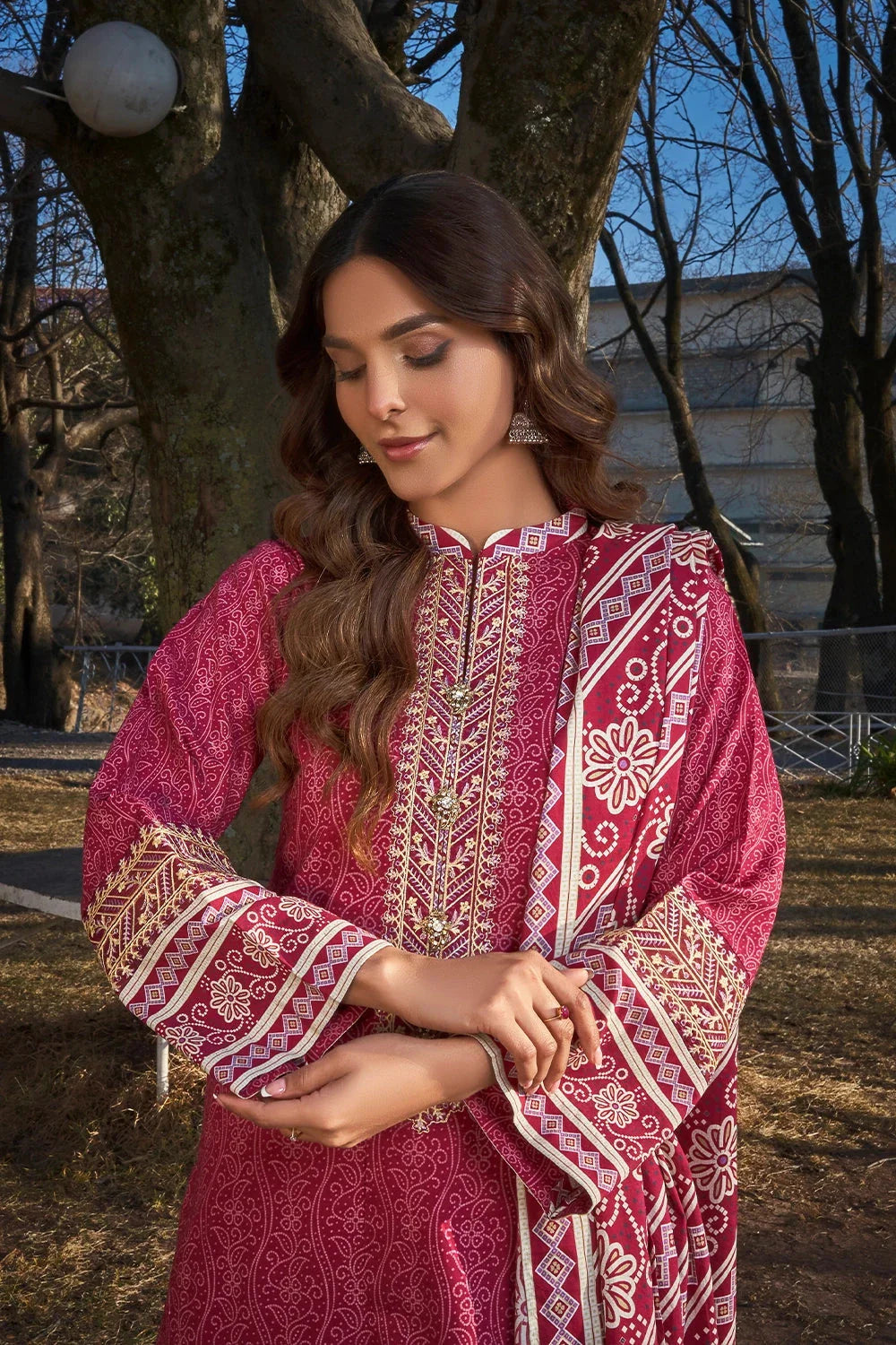 3PC Embroidered Unstitched Lawn Suit KL-3201 Embroidered KHAS STORES