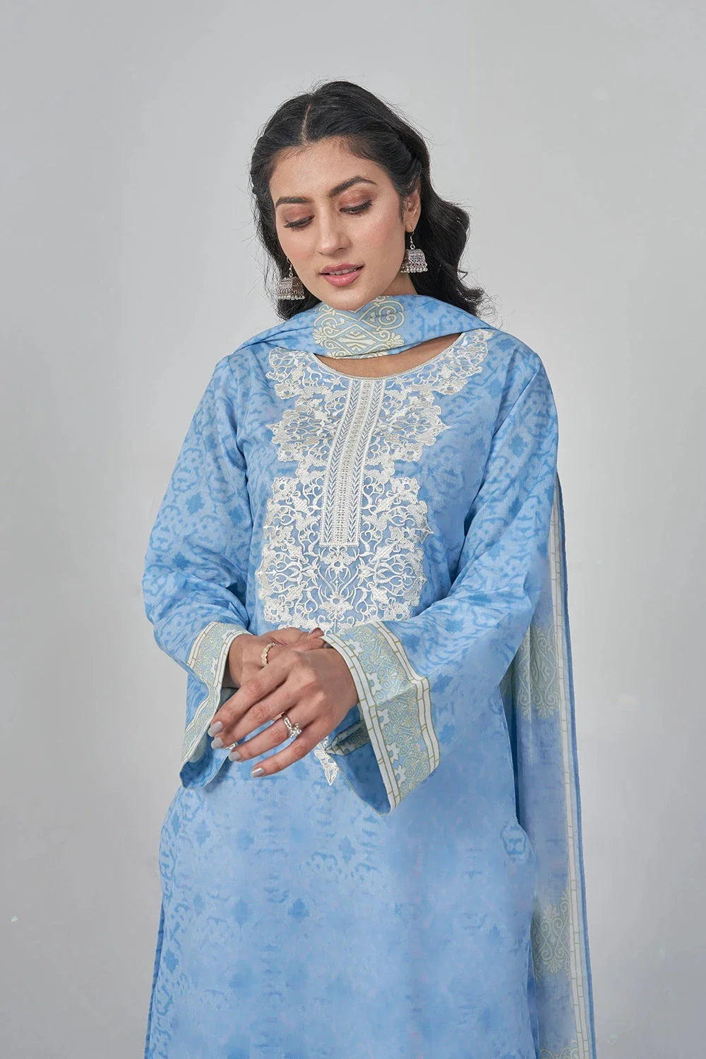 3PC Embroidered Unstitched Lawn Suit KL-3204 Embroidered KHAS STORES