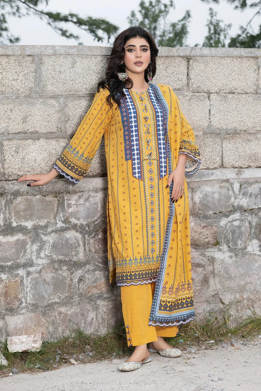 3PC Printed Unstitched Khaddar Suit KKH-3555 Printed KHAS STORES
