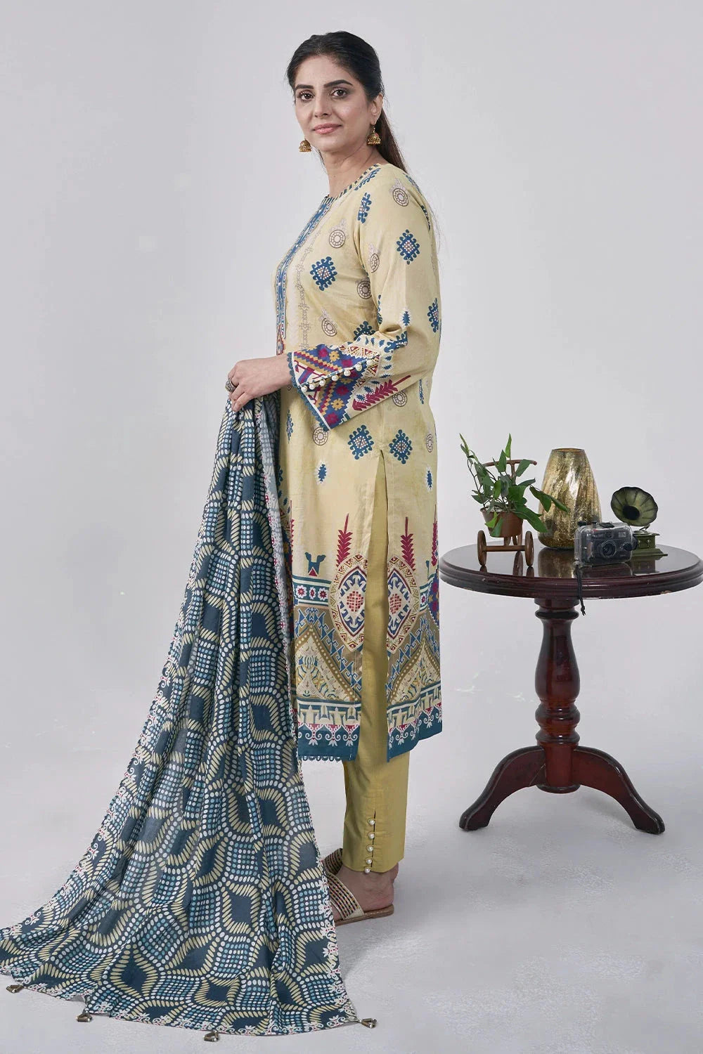 3PC Printed Unstitched Lawn Suit KLA-3042 Printed KHAS STORES