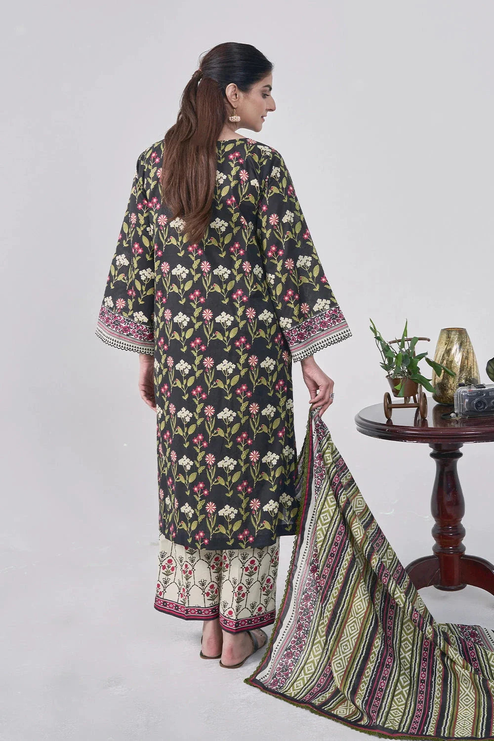 3PC Printed Unstitched Lawn Suit KLA-3083 Printed KHAS STORES