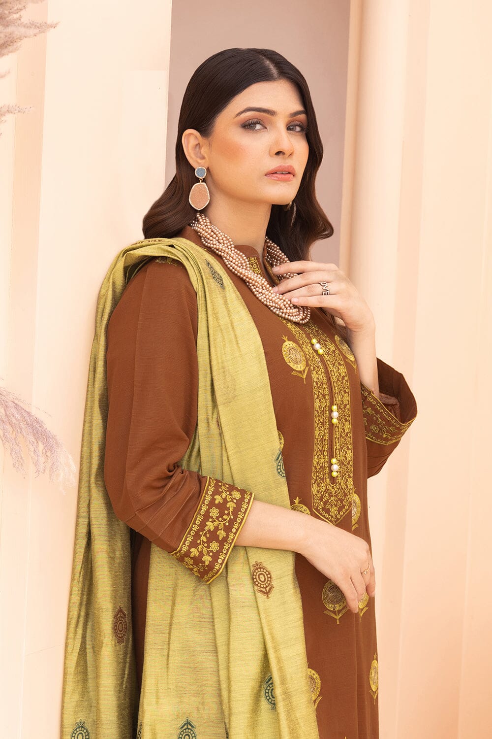 3Pcs Unstitched Emb Khaddar KKE-2271 KHAS STORES