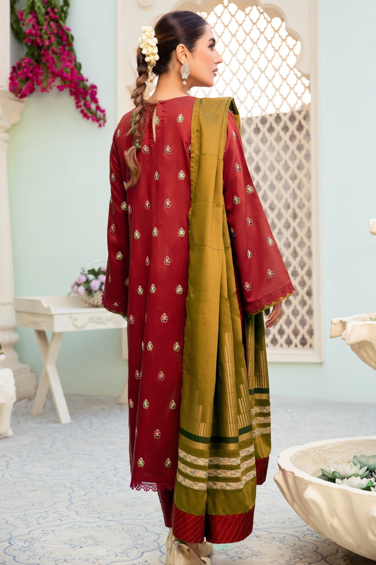 Imroz I-17 : Unstitched Embroidered Viscose 3PC