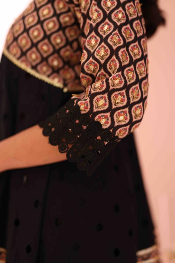 BLACK FEVER| INAAYA