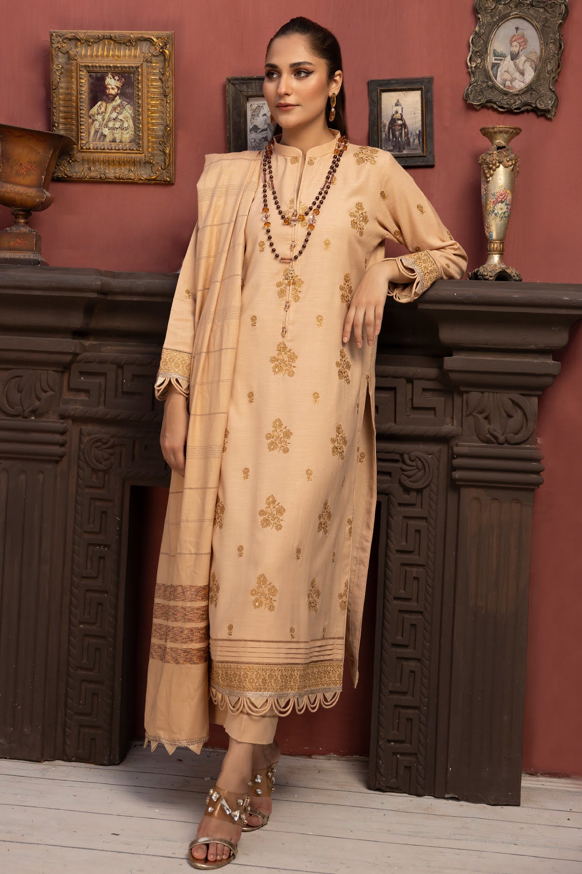 Diyar-E-Dil DL-21 : Unstitched Embroidered Dhanak 3PC