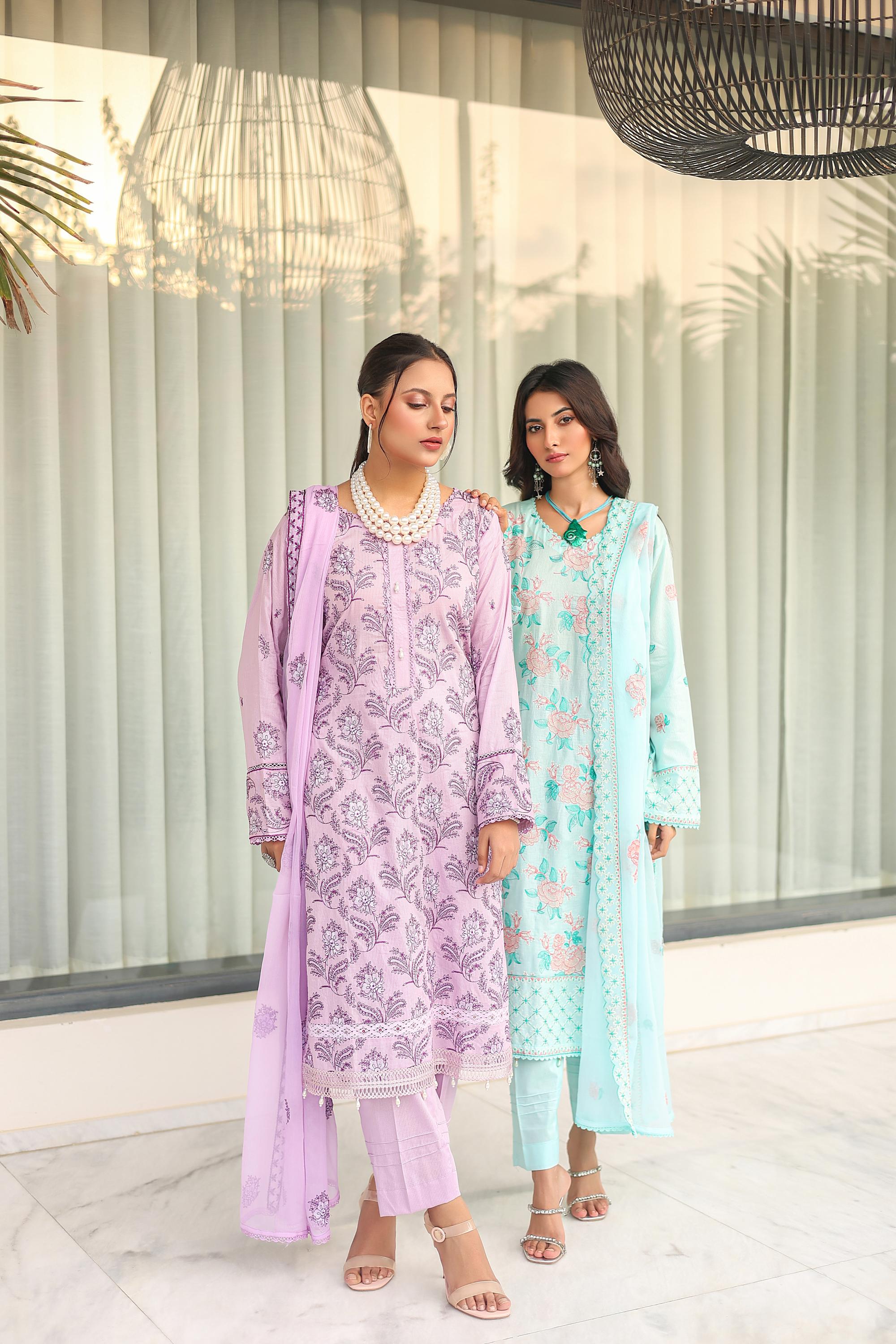 KHOOBSURAT-05