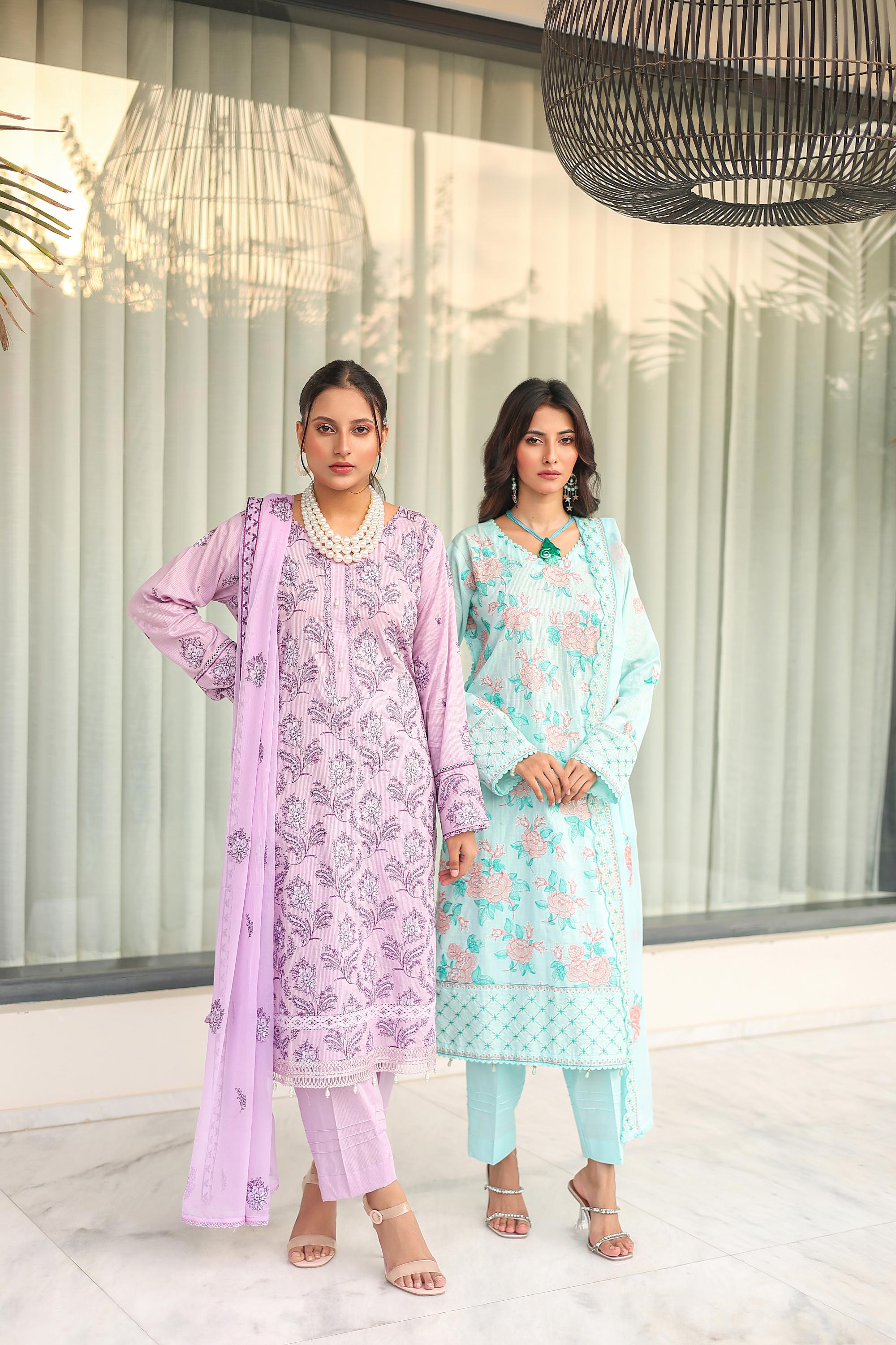 KHOOBSURAT-05