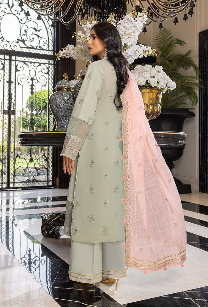 Charlotte Lawn 1