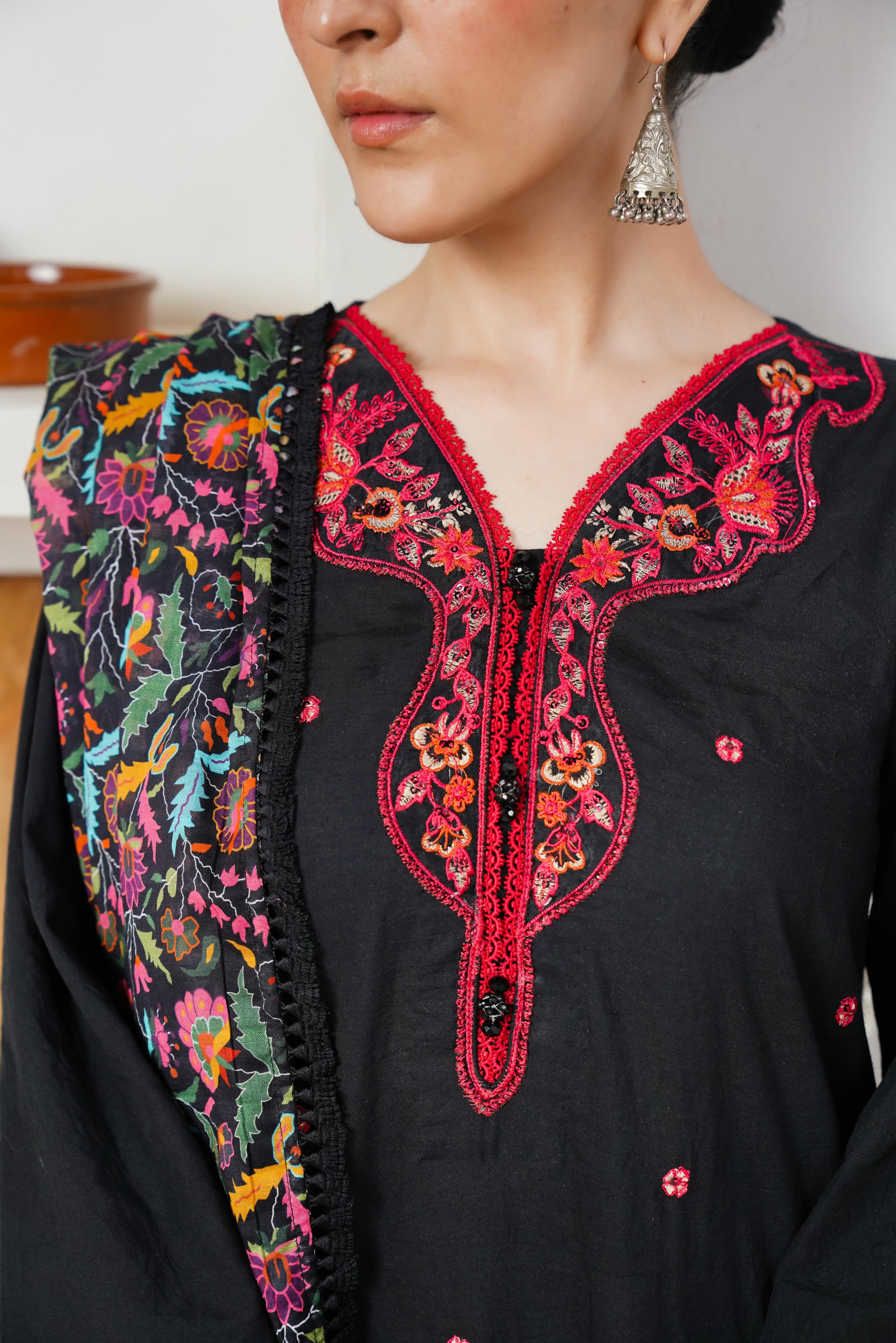 Cambric Suit - 084