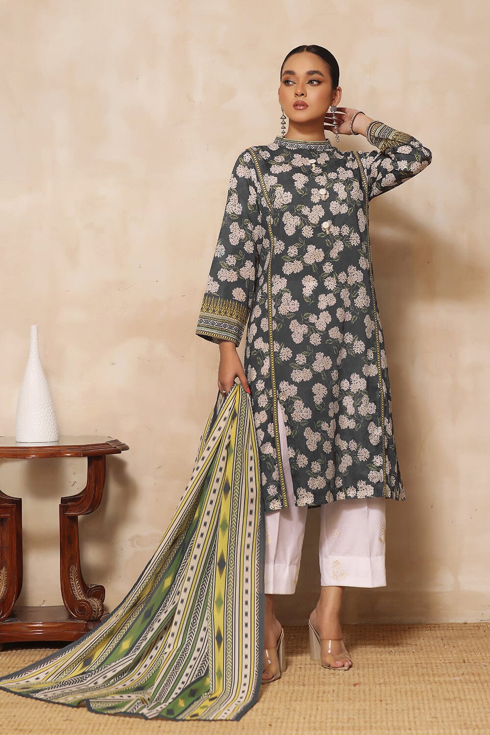 LADIES SUIT KL-1933 KHAS STORES