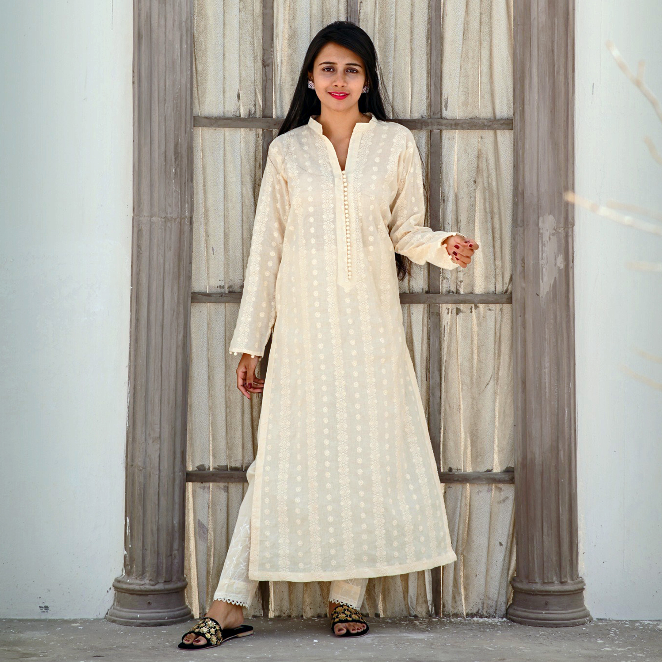 Off White Chikan Kurta(1 Piece Stitched)