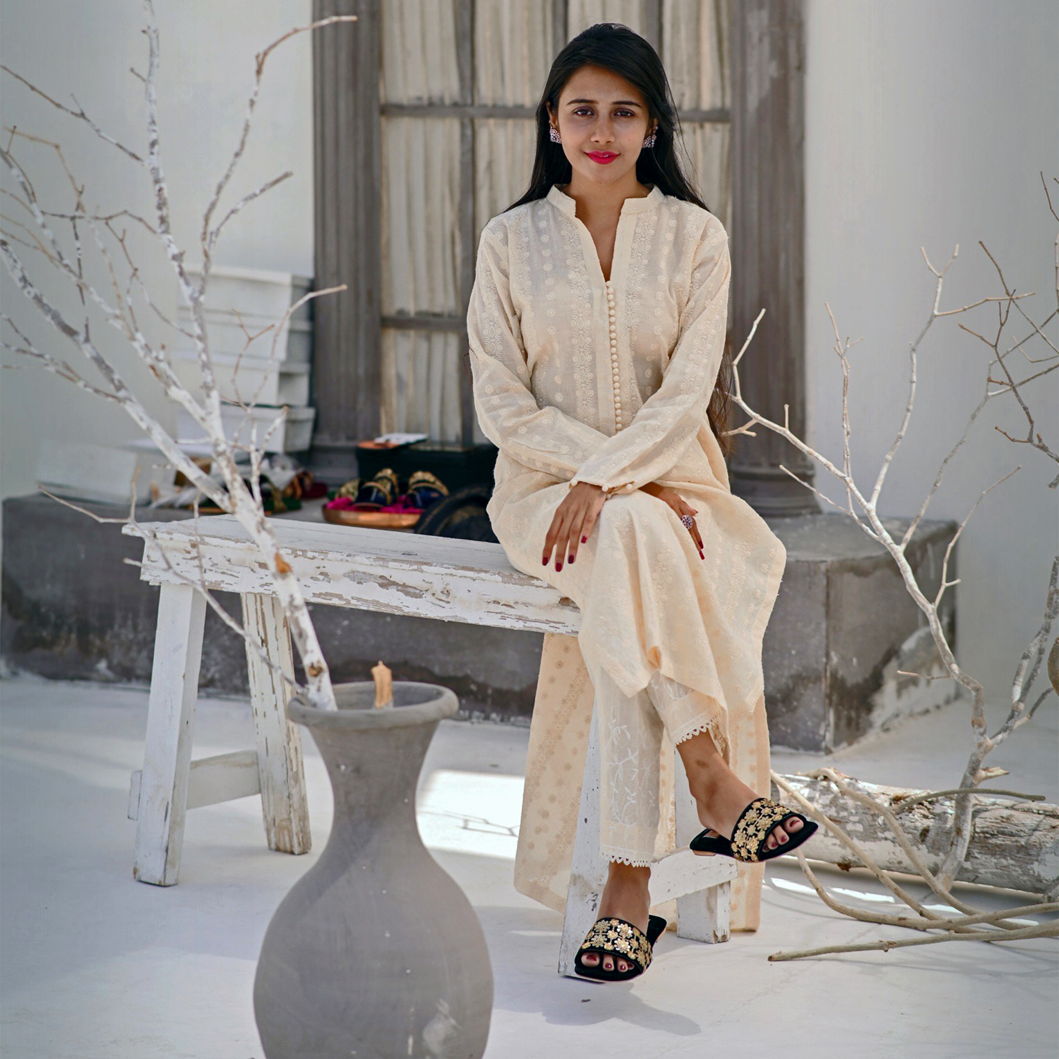 Off White Chikan Kurta(1 Piece Stitched)