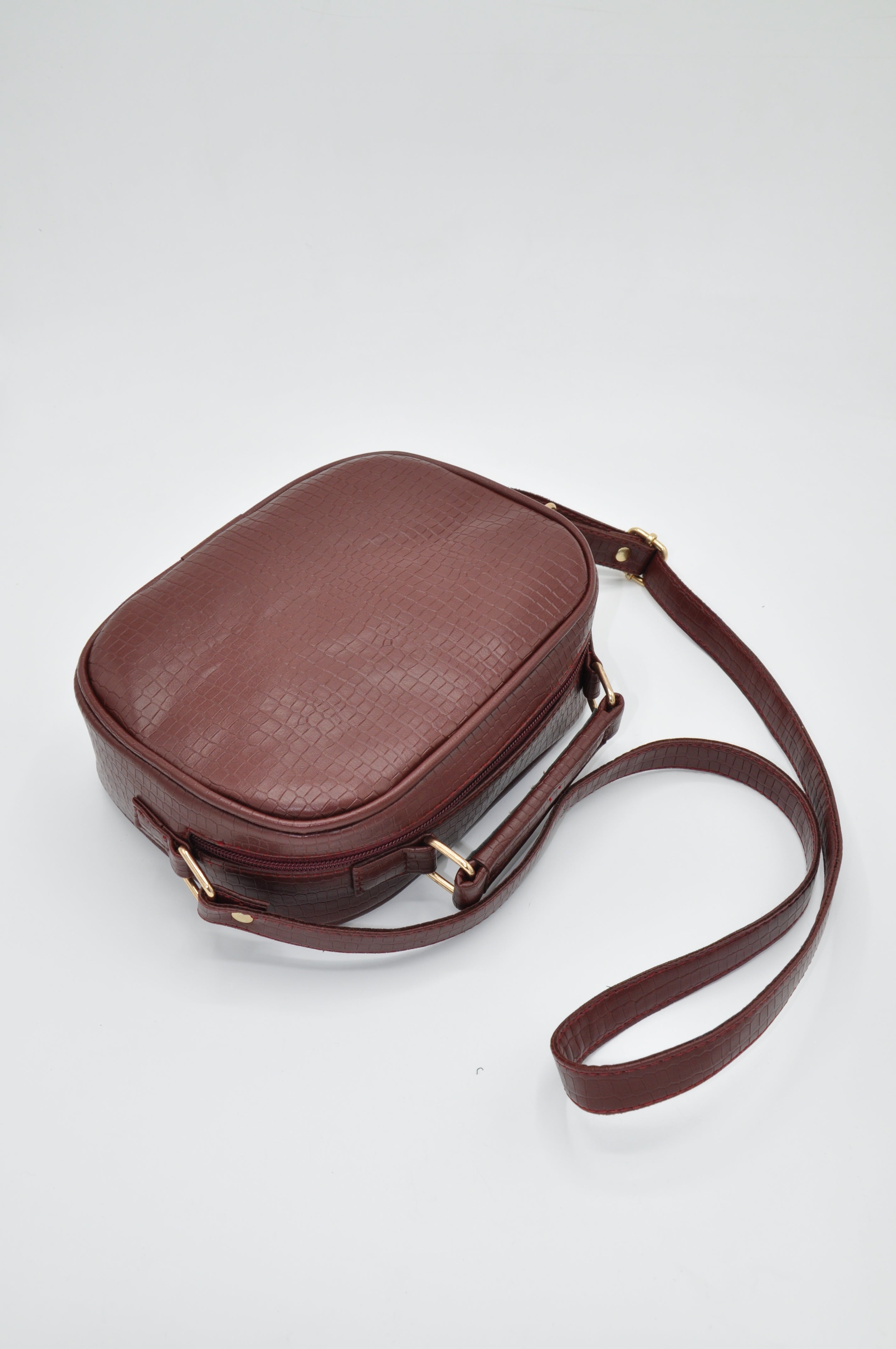 LM-02 Maroon Bag