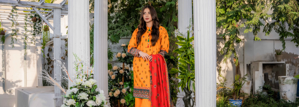 3 Piece Unstitched Khaddar Dress