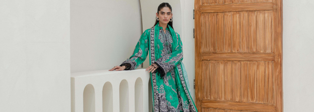 Green Unstitched Khaddar Suit