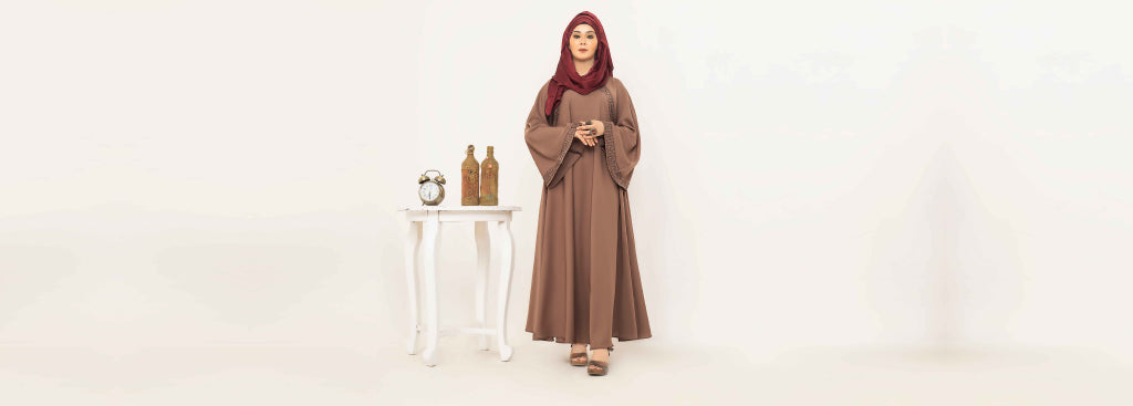 Empowering Women: The Role of the Abaya in Pakistani Society