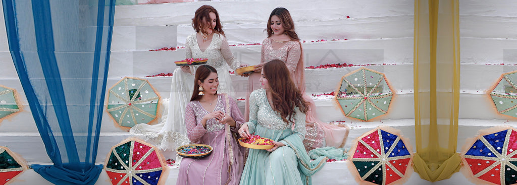 A Journey Through Pakistani Fashion: The Evolution of Clothing Brands – La Mosaïk