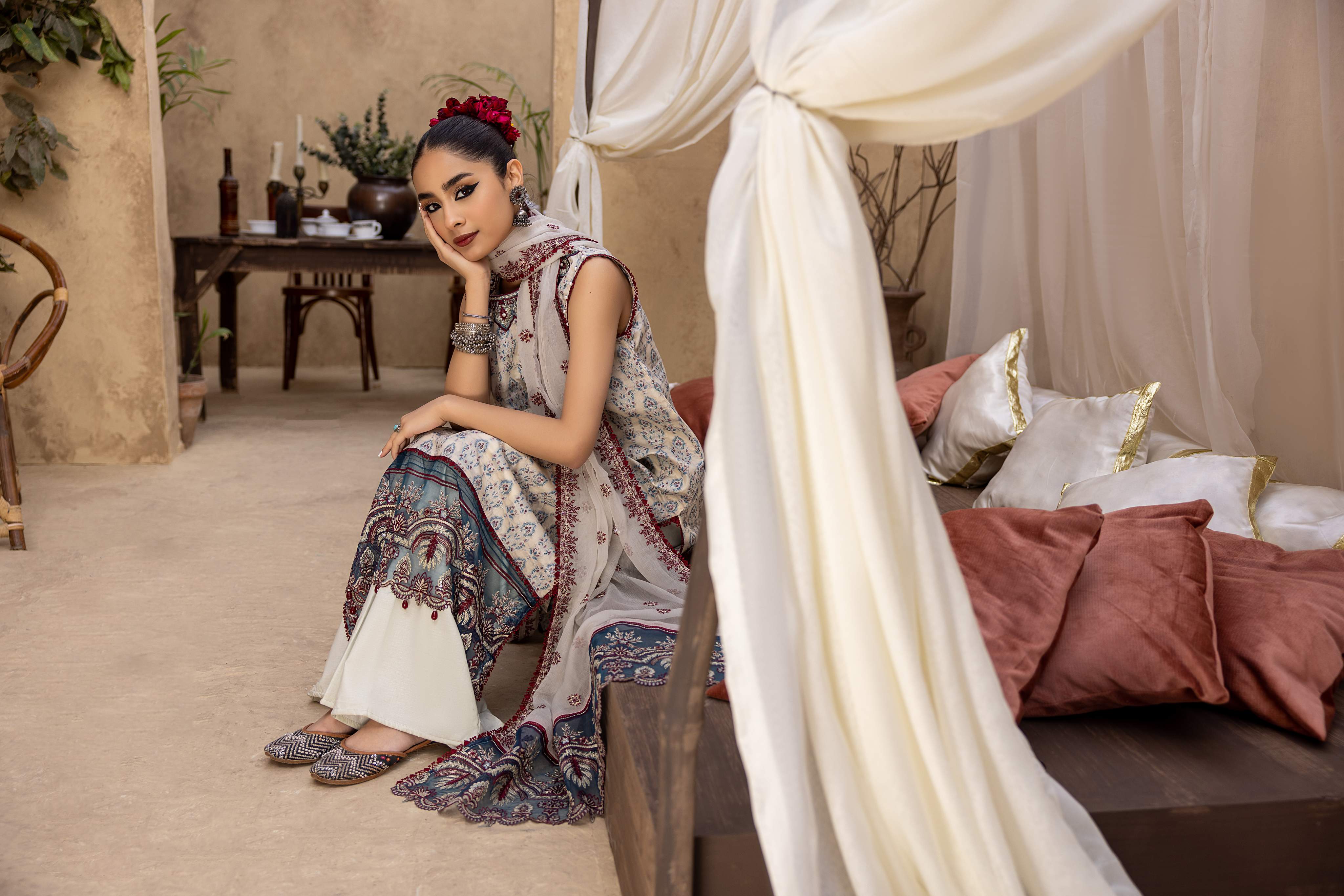 Ishq - Embroidered Jacquard - IS - 08