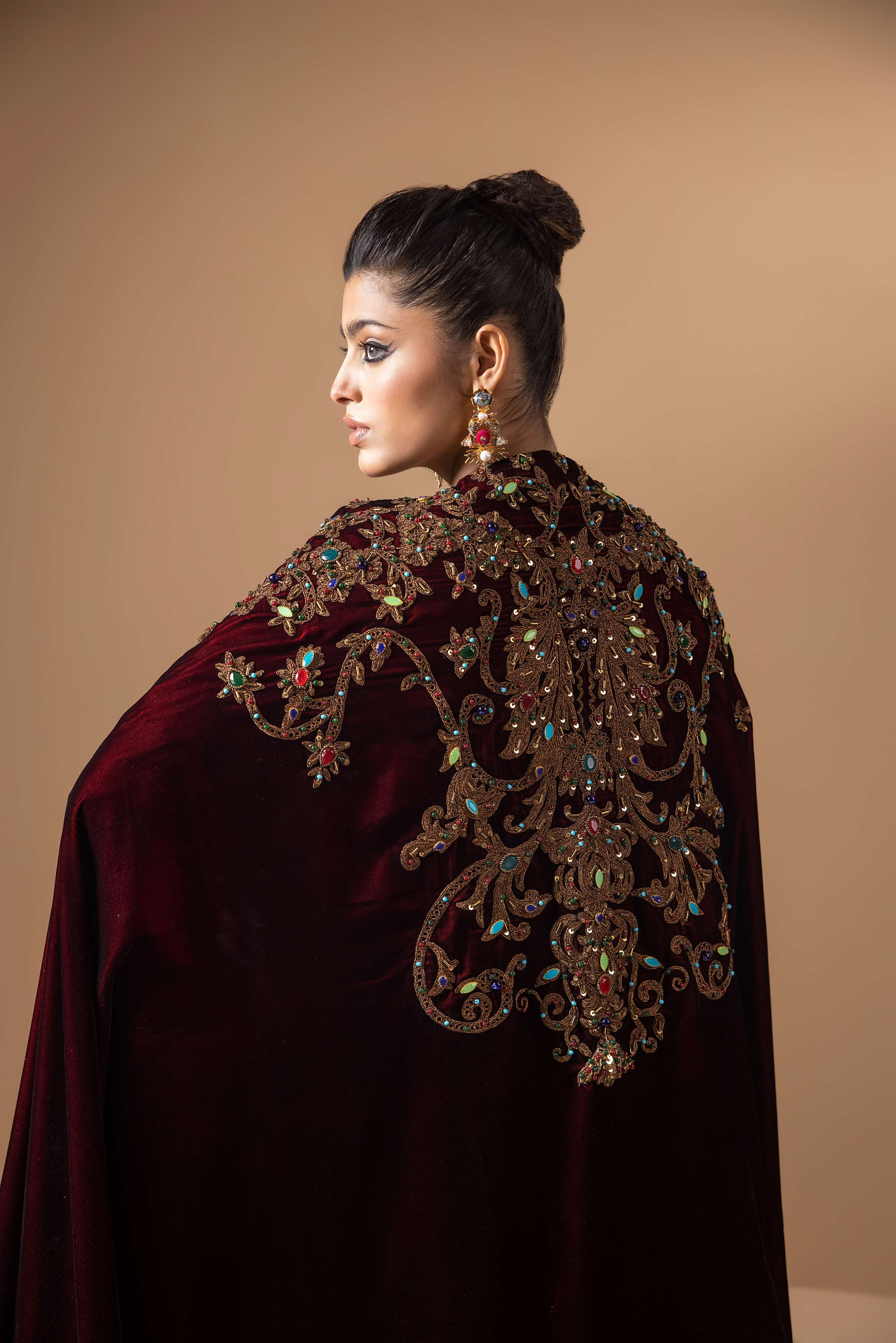 THE SPARKLING HELEN SHAWL