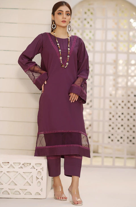 Velvet dresses 2025 pakistani designs