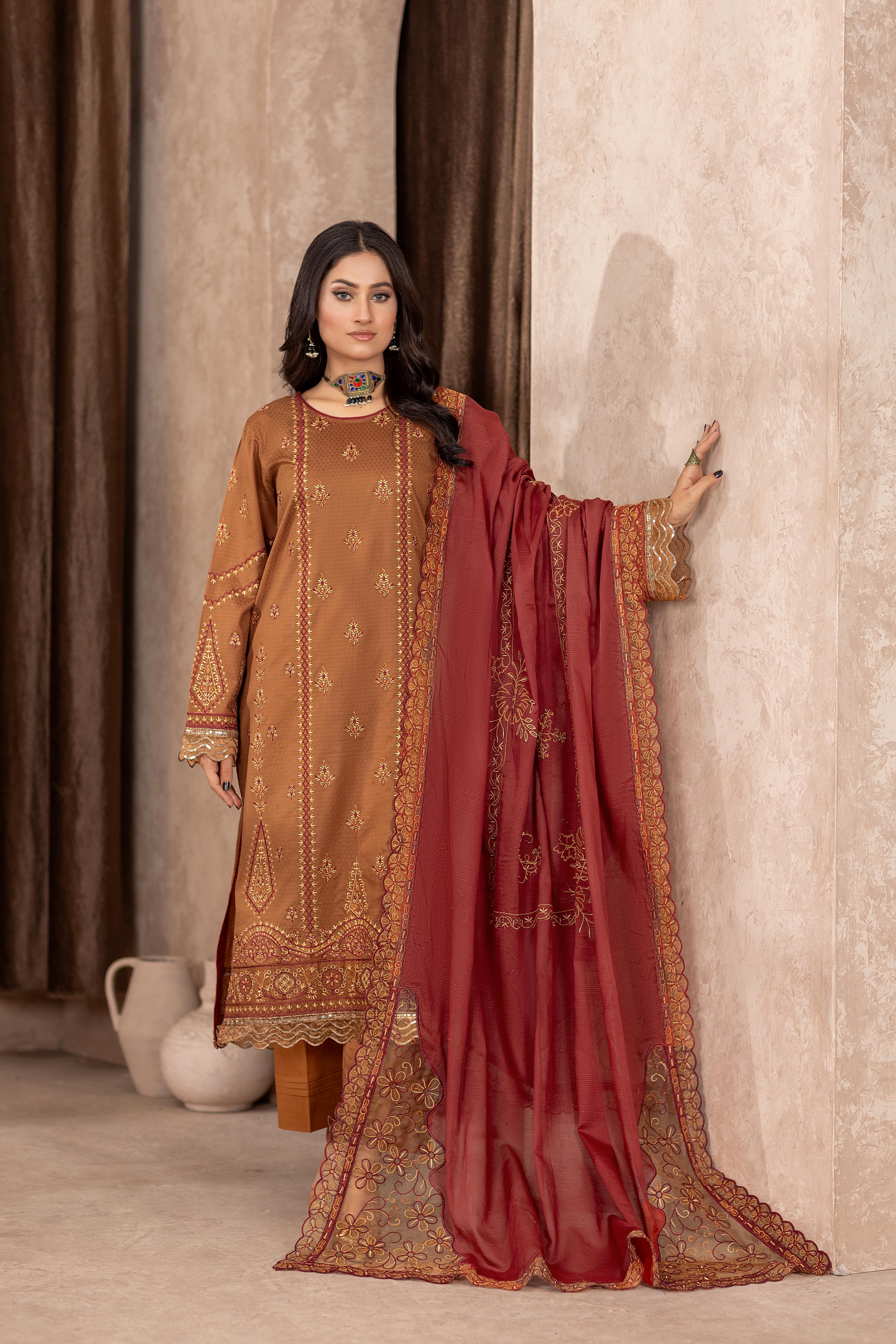 Pakistani Simple Engagement Dresses Brands Online for Girls in 2024 La Mosak Pakistani Simple Engagement Dresses Brands Online for Girls in 2024 La Mosak