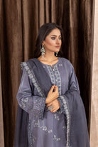 Qalb D-37 : Embroidered Doria Lawn 3pc