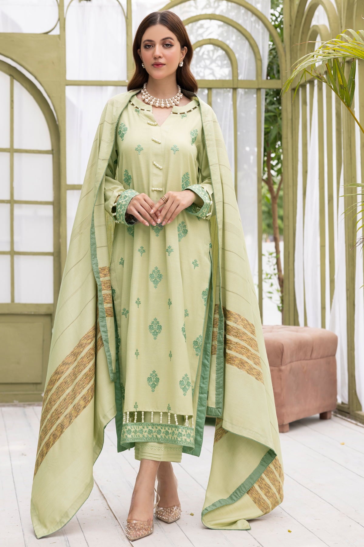 Diyar-E-Dil DL-15 : Unstitched Embroidered Dhanak 3PC