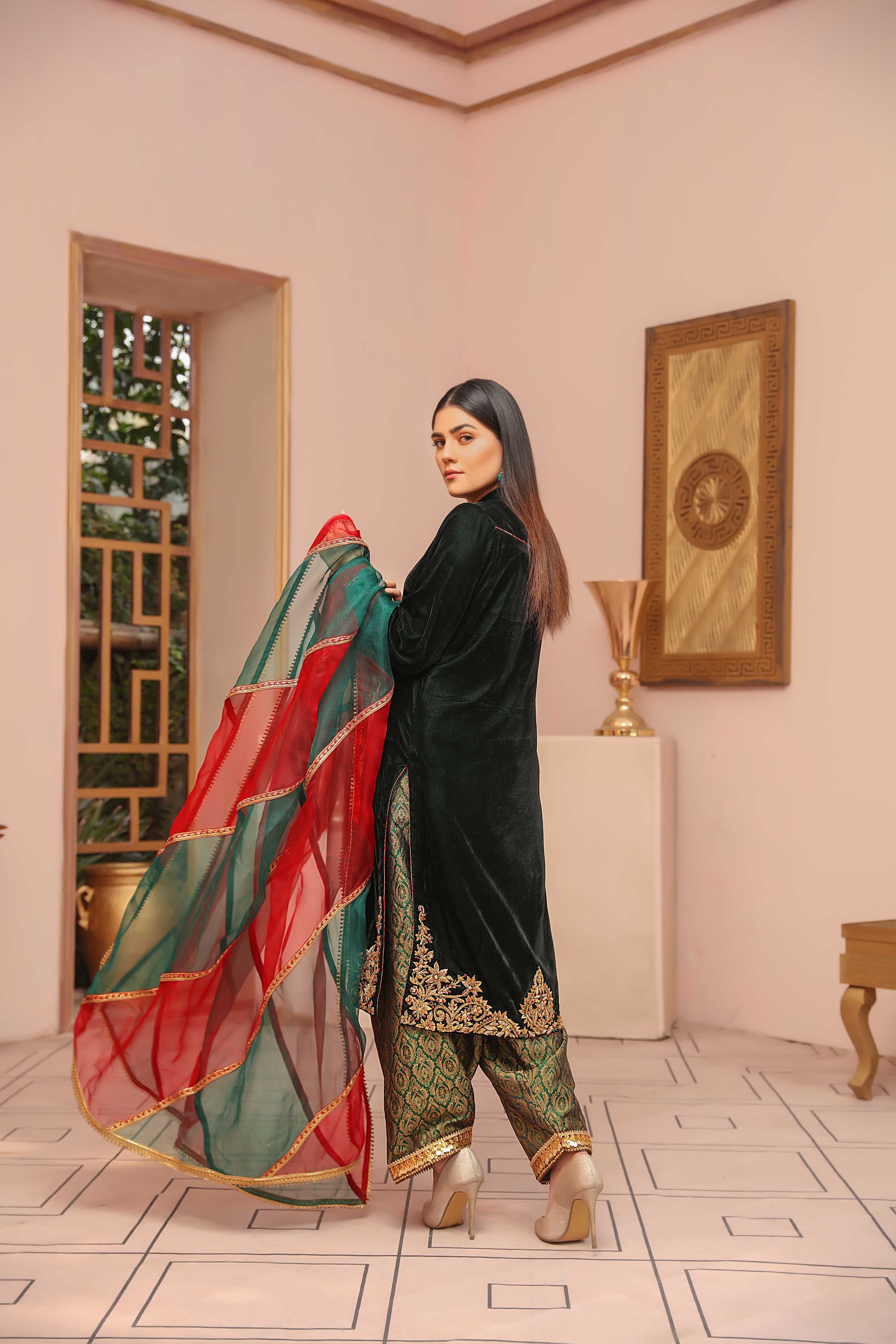 Raqas e Ashna