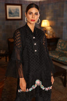 Black Ruffle Dream