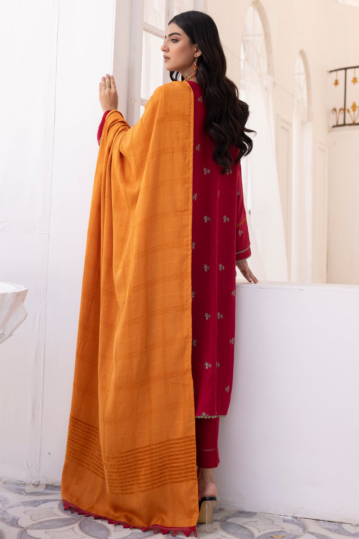Saffron SA-02 : Unstitched Embroidered Dhanak 3PC