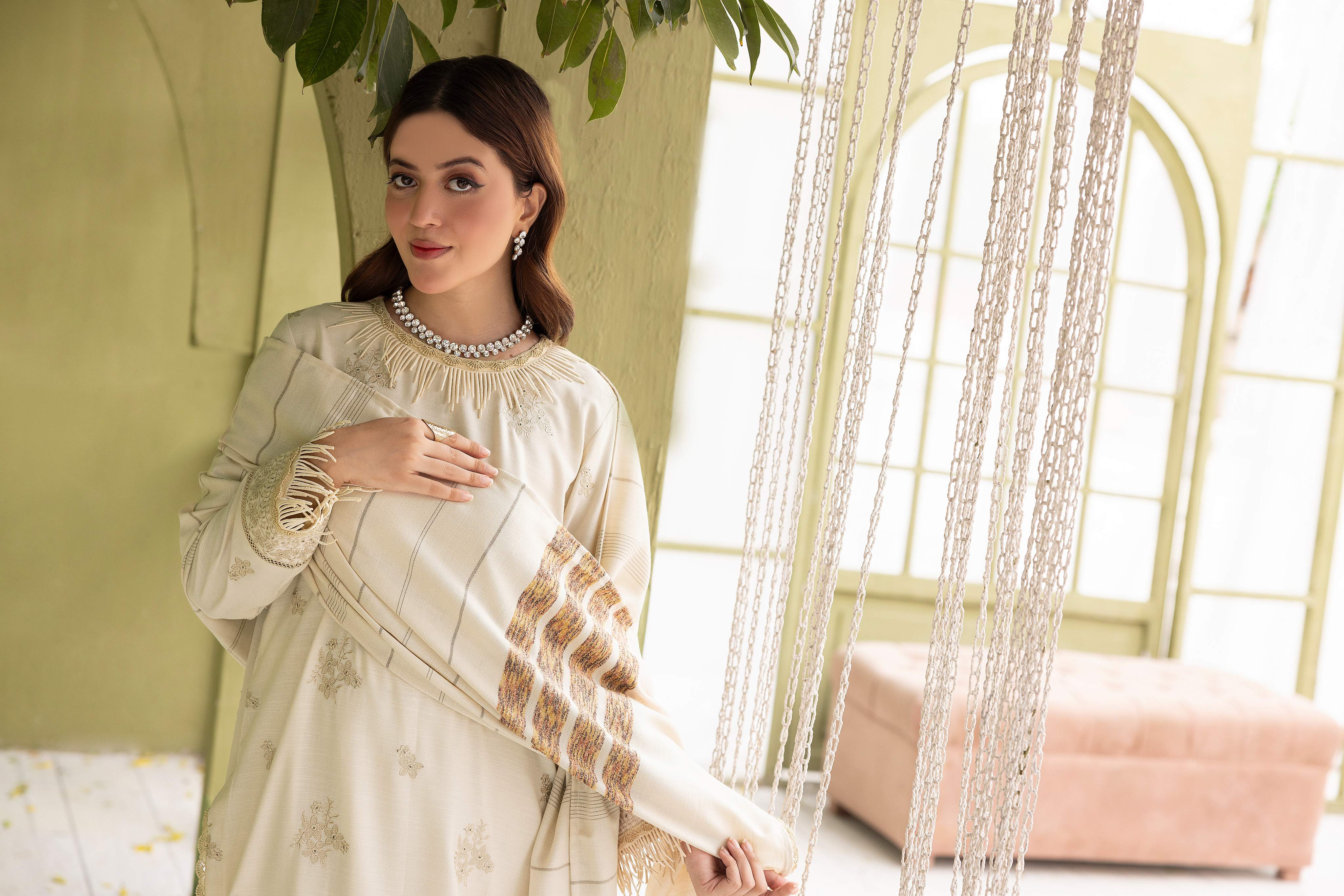 Diyar-E-Dil DL-19 : Unstitched Embroidered Dhanak 3PC