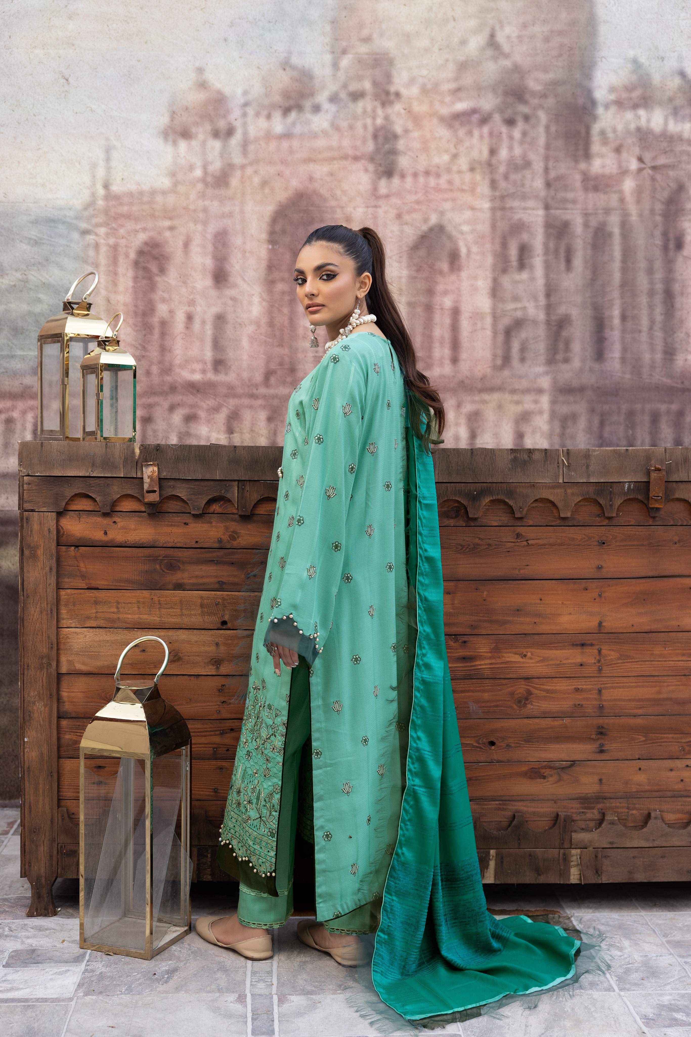 Dhanak DH-30 : Unstitched Luxury Embroidered Dhanak 3PC