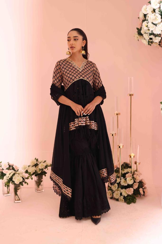 BLACK FEVER| INAAYA