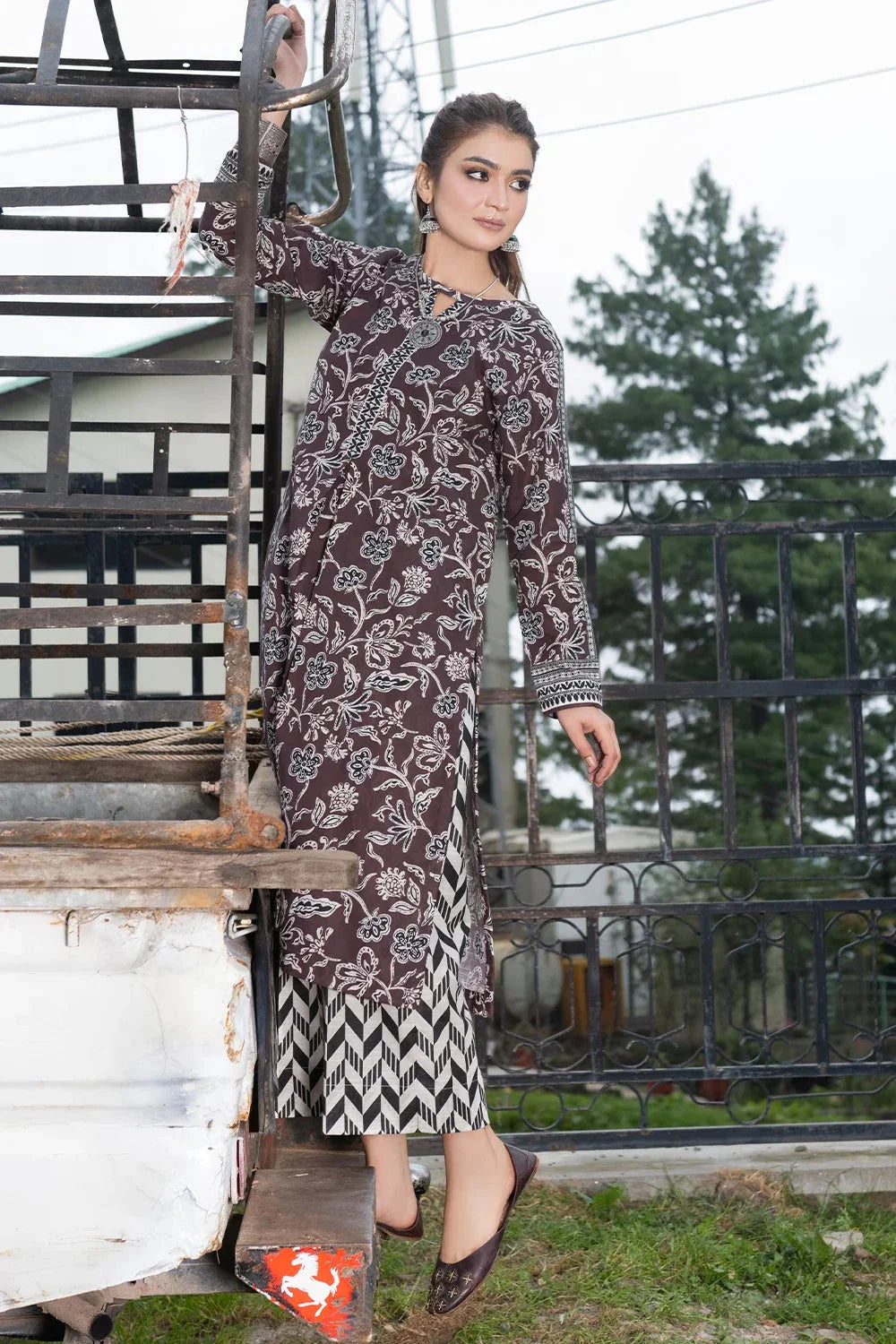 2PC Printed Unstitched Khaddar Shirt & Trouser KKH-3620 Printed KHAS STORES 