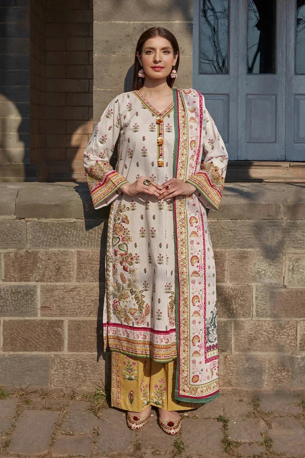 3PC Embroidered Unstitched Lawn Suit KL-3188 Embroidered KHAS STORES 